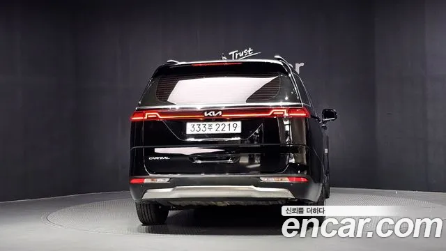 Kia Carnival 4th Gen — Фото автомобиля 4