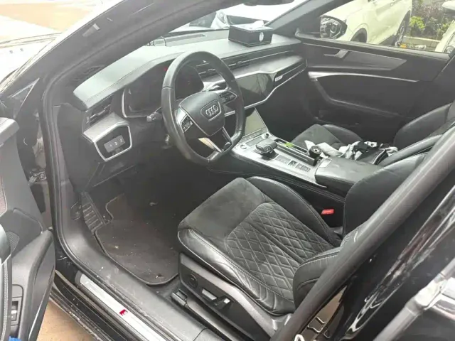 Audi A6L — Фото автомобиля 3