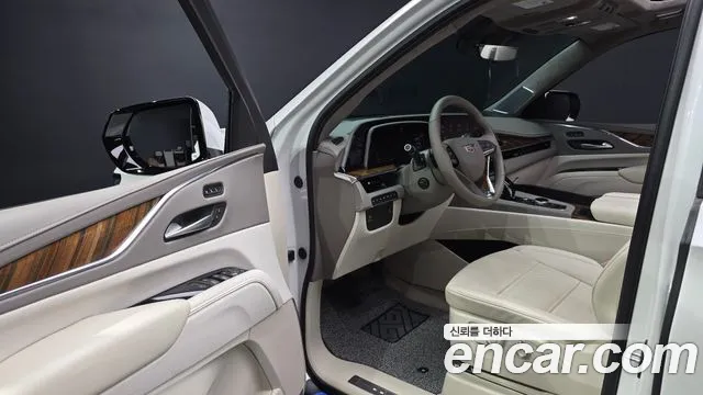 Cadillac Escalade Escalade 5 поколение — Фото автомобиля 10