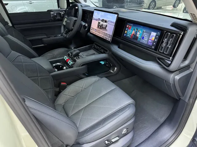 BYD FangChengBao Leopard 5 — Фото автомобиля 13