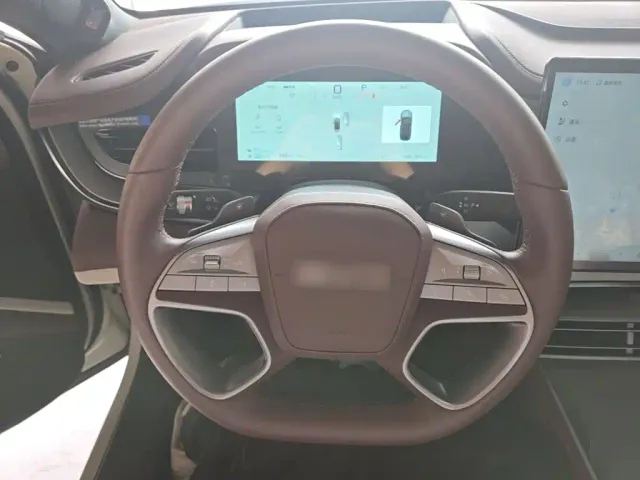 BYD Seal 07 DM-i — Фото автомобиля 10