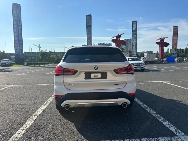 BMW X1 — Фото автомобиля 7