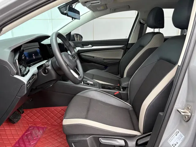Volkswagen Golf — Фото автомобиля 5