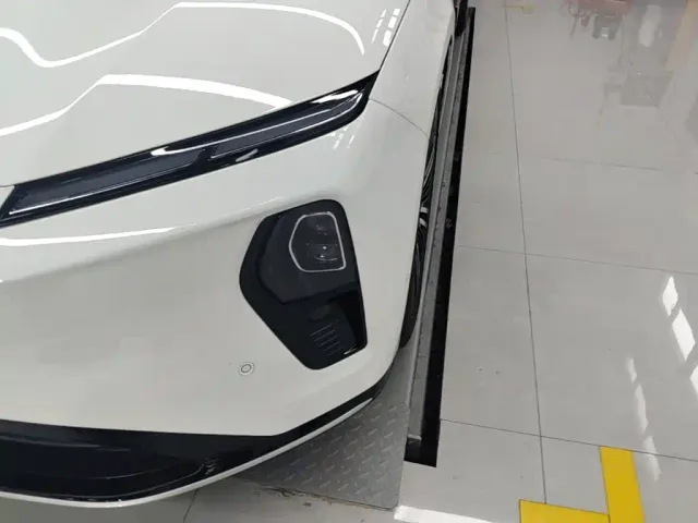 Nio ET9 — Фото автомобиля 17