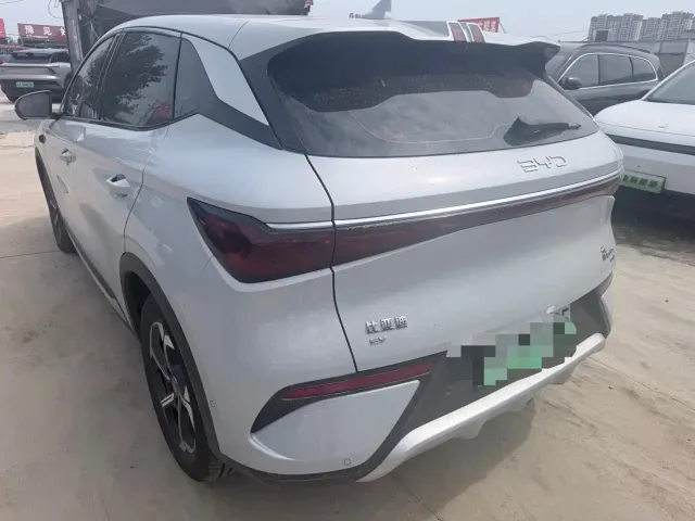 BYD Yuan PLUS — Фото автомобиля 7
