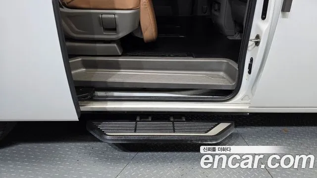 Hyundai Staria — Фото автомобиля 17