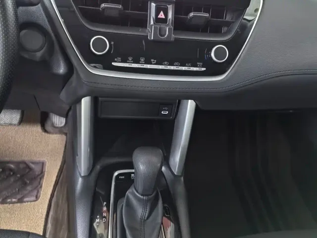 Toyota Frontlander — Фото автомобиля 10