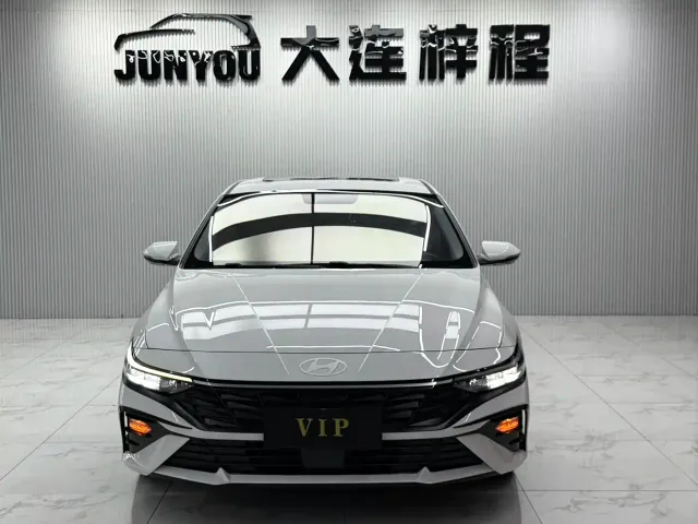 Hyundai Elantra — Фото автомобиля 2