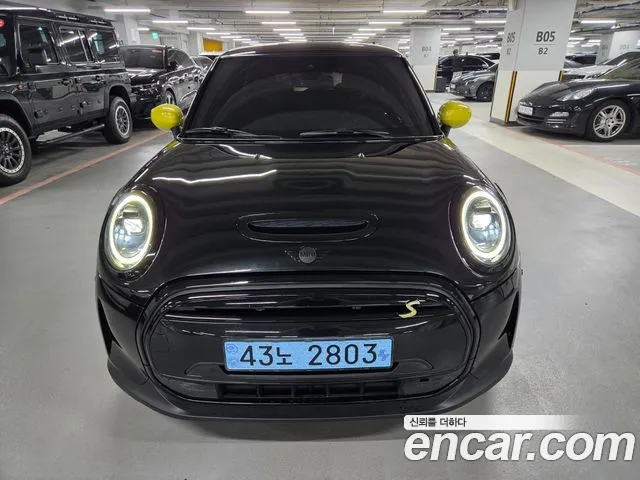 Фотография автомобиля — MINI Cooper