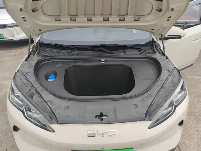 BYD Seal 06 — Фото автомобиля 19