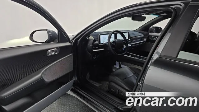 Hyundai Ioniq 6 — Фото автомобиля 15