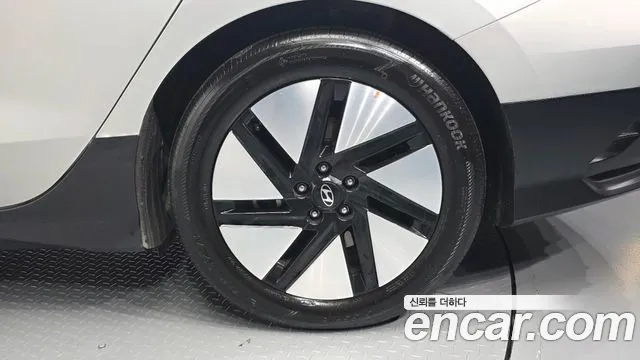 Hyundai Ioniq 6 — Фото автомобиля 6