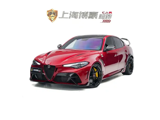 Фотография автомобиля — Alfa Romeo Giulia
