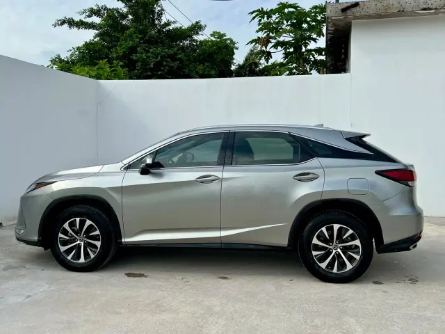 Lexus RX — Фото автомобиля 4