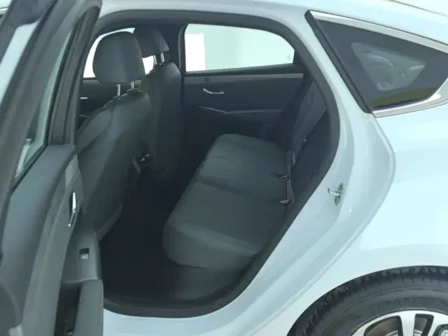 BYD Qin PLUS — Фото автомобиля 11
