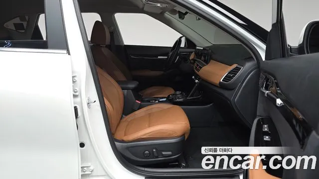 Kia Seltos — Фото автомобиля 16