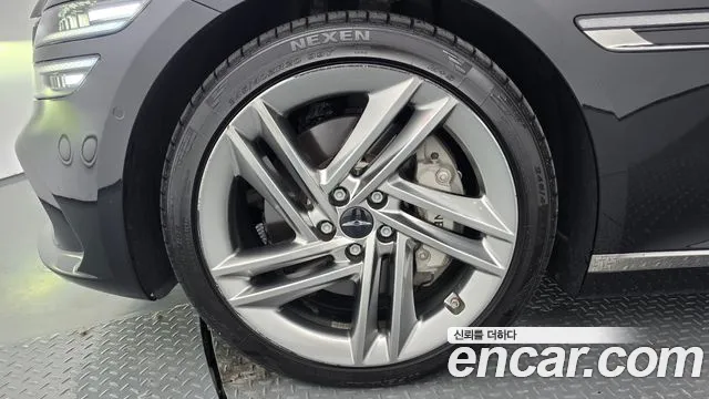 Genesis G80 RG3 — Фото автомобиля 5