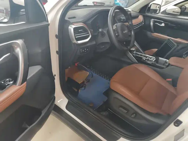 Kia Sportage — Фото автомобиля 15