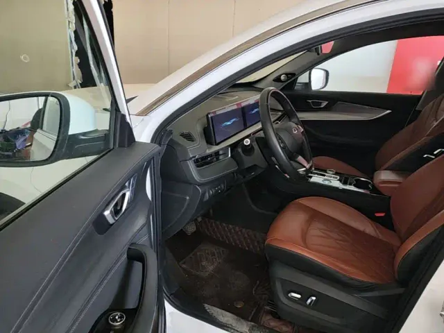 Chery Tiggo 8 PLUS Kunpeng e+ — Фото автомобиля 15