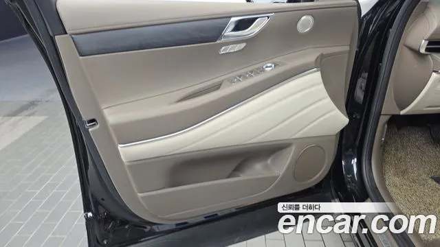 Genesis GV80 2.5T Бензин 2WD — Фото автомобиля 22