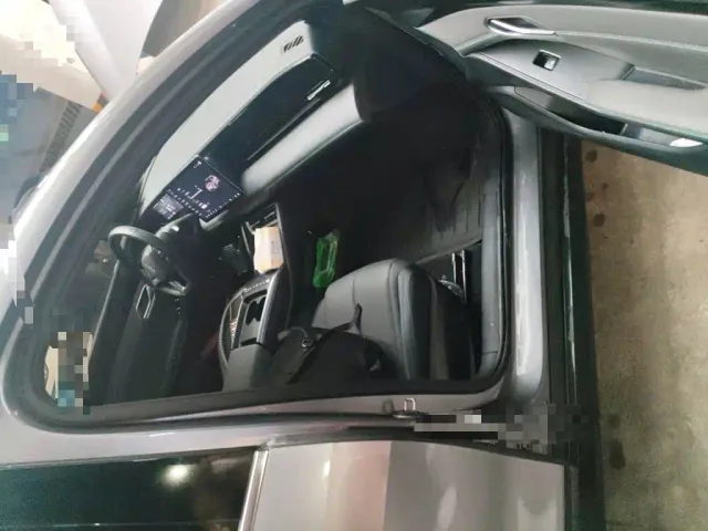 BYD Qin L — Фото автомобиля 19