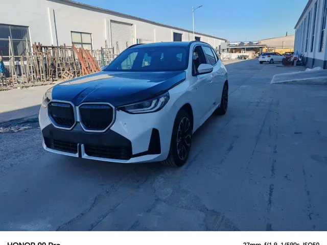 Фотография автомобиля — BMW X3