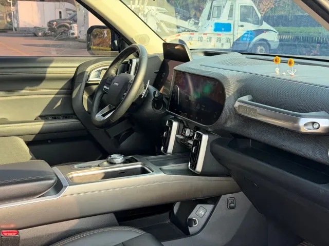 Haval Big Dog — Фото автомобиля 12