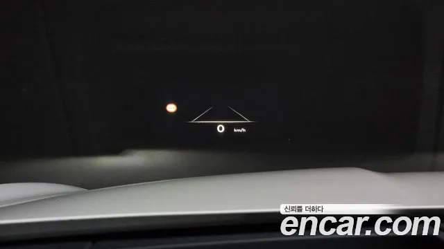 Genesis GV70 2.5T Бензин 2WD — Фото автомобиля 14