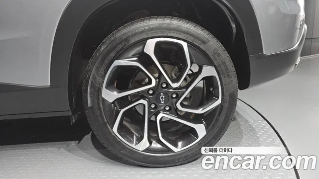 ChevroletGMDaewoo Trax Trax Кроссовер — Фото автомобиля 17