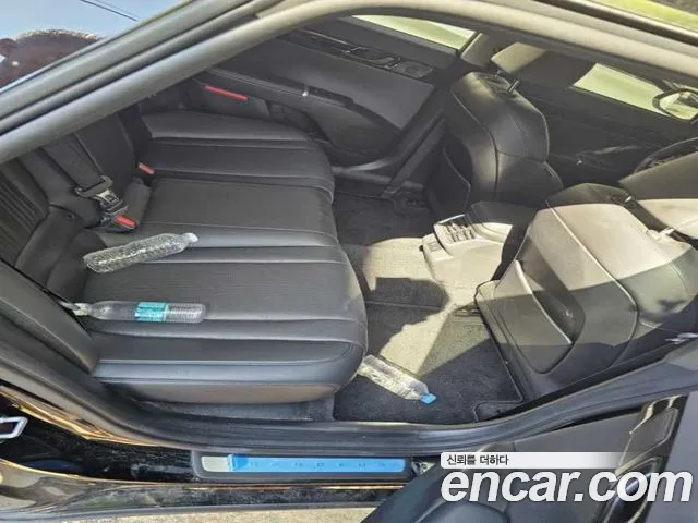Hyundai Grandeur GN7 — Фото автомобиля 6