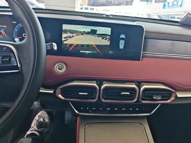Jetour X70 Plus — Фото автомобиля 12