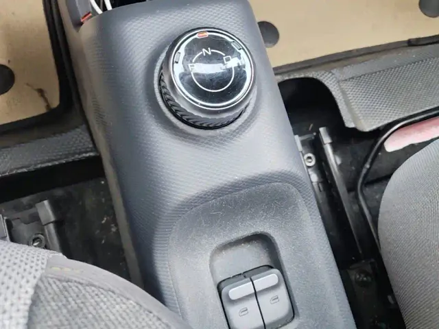 Wuling Zhiguang NEV — Фото автомобиля 13