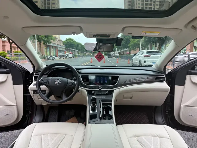 Buick LaCrosse — Фото автомобиля 7