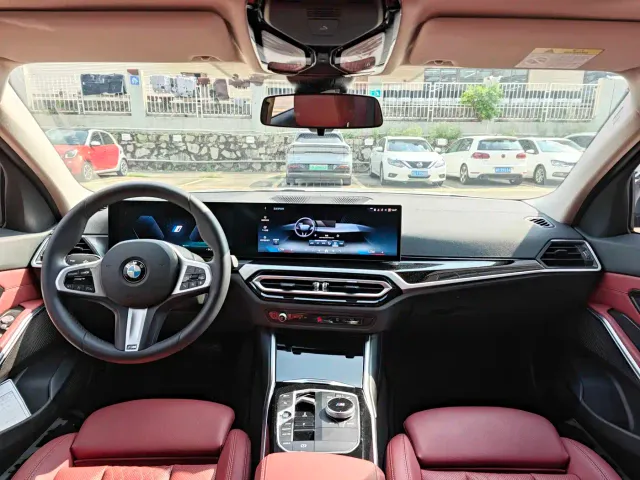 BMW i3 — Фото автомобиля 11