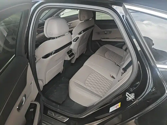 BYD Han — Фото автомобиля 16