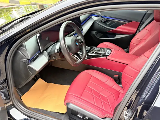 BMW 5 Series — Фото автомобиля 7