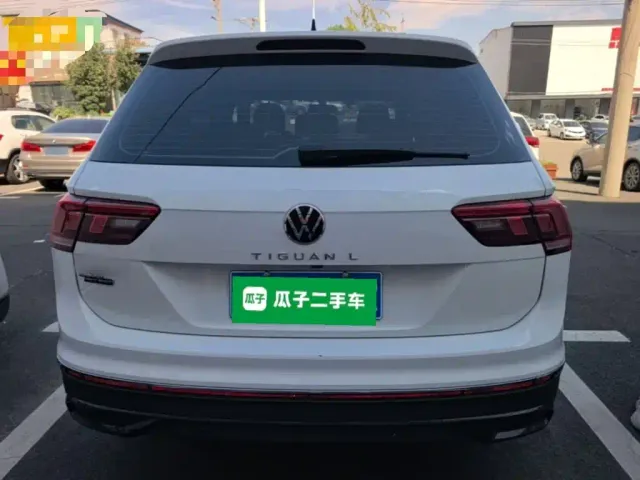Volkswagen Tiguan L — Фото автомобиля 5
