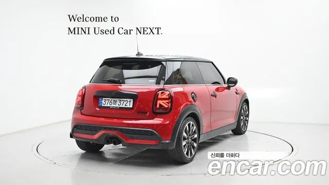Mini Cooper — Фото автомобиля 2