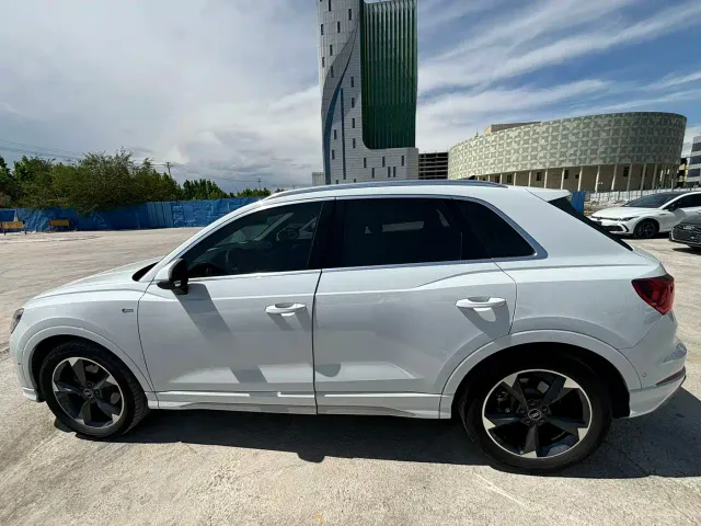 Audi Q3 — Фото автомобиля 8
