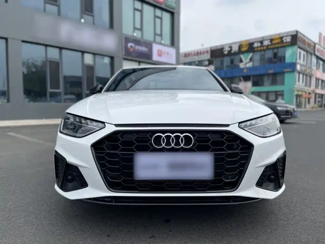 Audi A4L — Фото автомобиля 4