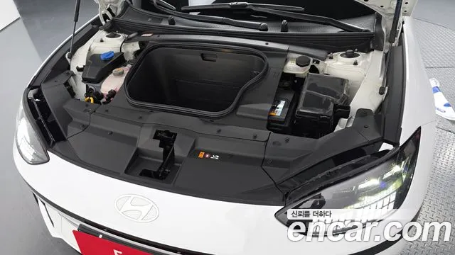 Hyundai Ioniq 6 — Фото автомобиля 9