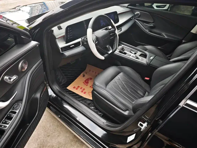 Chery Arrizo 8 — Фото автомобиля 4