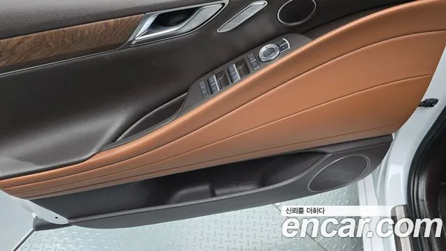 Genesis G80 RG3 — Фото автомобиля 12