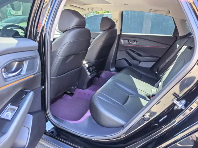 Honda Accord — Фото автомобиля 7