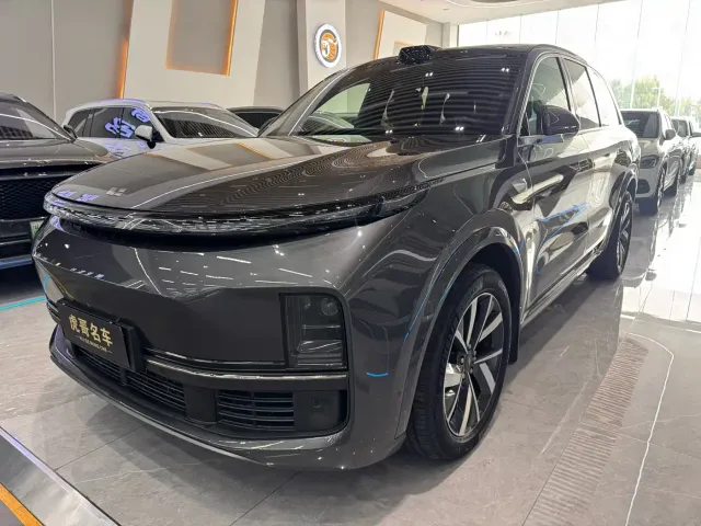 Фотография автомобиля — Li Auto L8