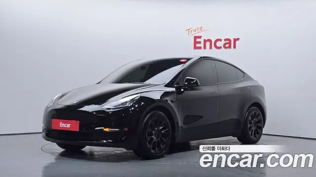 Фотография автомобиля — Tesla Model Y