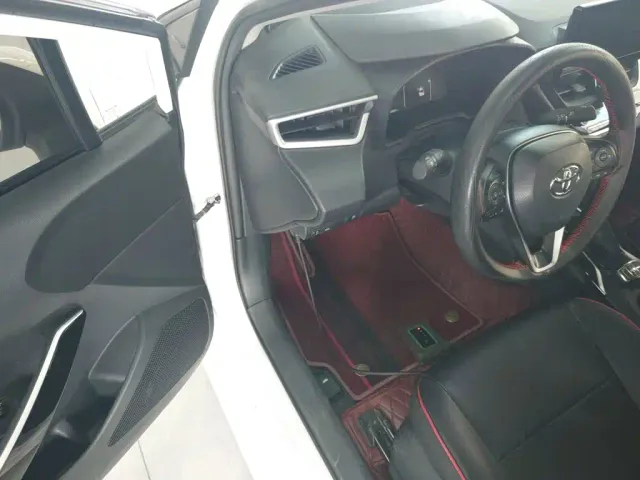 Toyota Corolla — Фото автомобиля 11