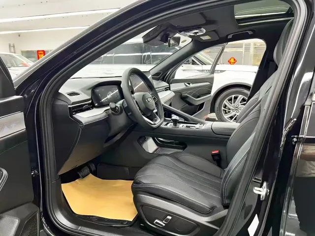 Geely Xingrui — Фото автомобиля 7