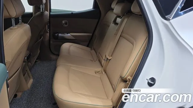 Genesis GV60 — Фото автомобиля 26