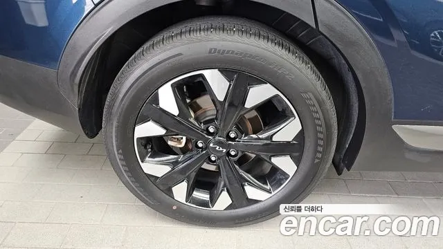 Kia Sportage Sportage 5-е поколение Бензин 1.6 турбо 2WD — Фото автомобиля 4